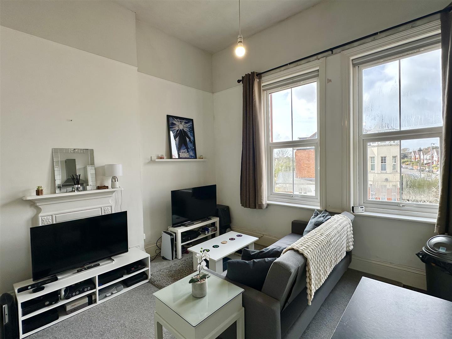 1 bed property in Woodville Road, Bexhill-On-Sea
